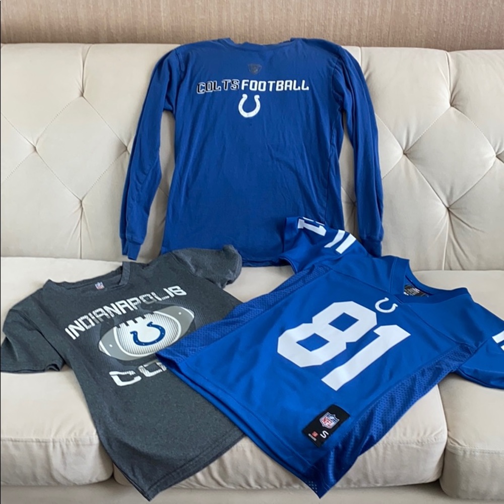 Boys COLTS shirts bundle size M 10-12